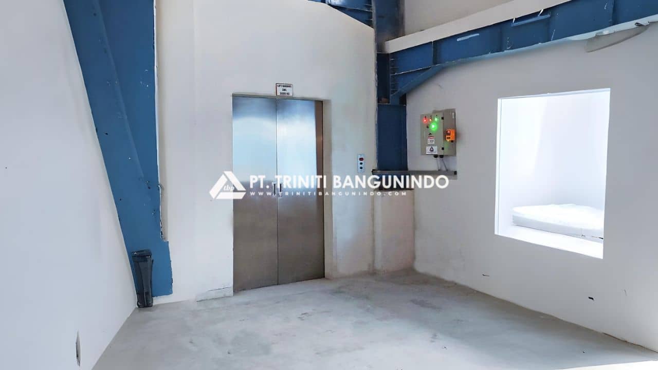 Cargo Lift: Solusi Efisiensi Logistik di Gudang & Pabrik